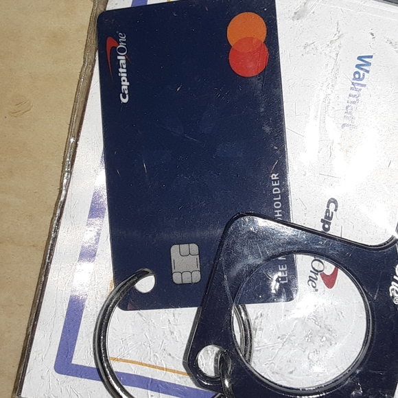 CAPITAL 0NE CARD & DOOR OPENER KEYCHAIN CHARM MINT - Picture 3 of 4